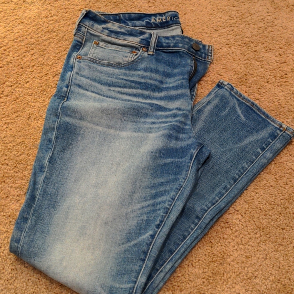 American Eagle Airflex Temp Tech Jeans